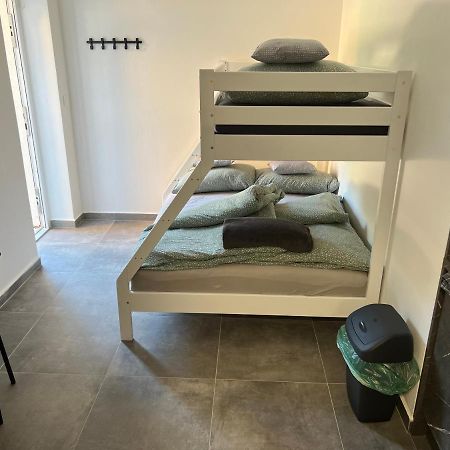 Hobiti Apartman - Bilbo Černá v Pošumaví Exterior foto